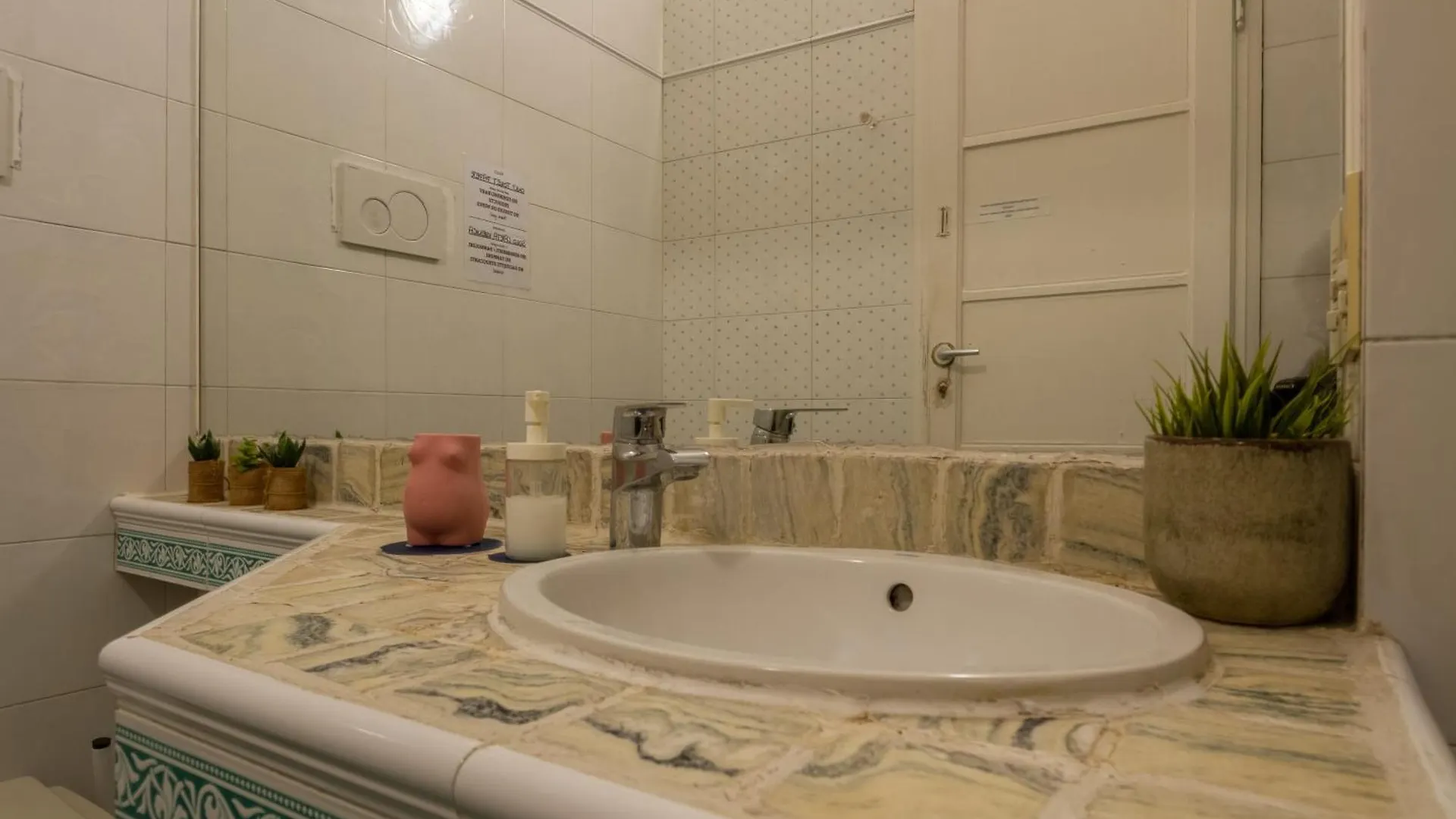 Apartment Centralstation - Via Lazzaroni Milan Italy